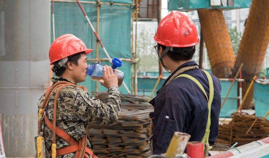 建筑工地热门工种网上找活渠道哪个好？靠谱推荐