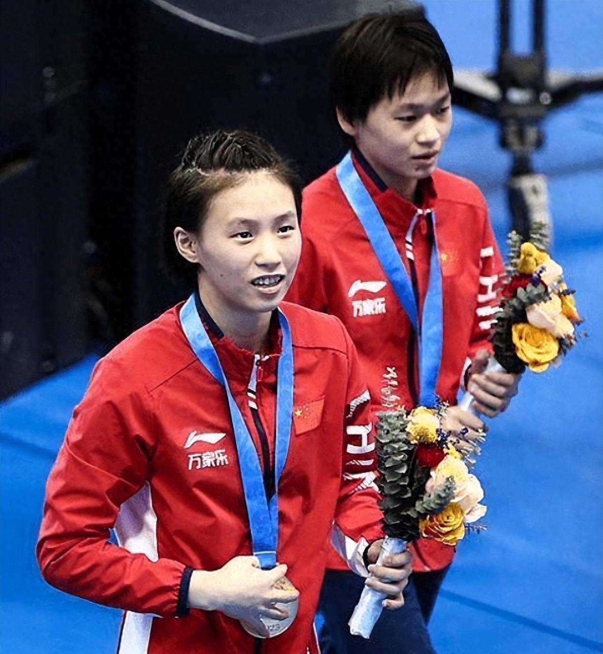 66分夺冠,全红婵陈芋汐赛后再收惊喜,周继红双喜临门_跳水_比赛_竞争