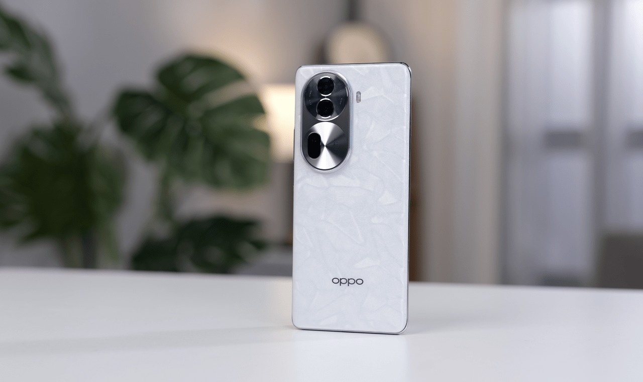 (oppo reno11)光看oppo reno11的影像配置就知道,这一oppo新机"来头不
