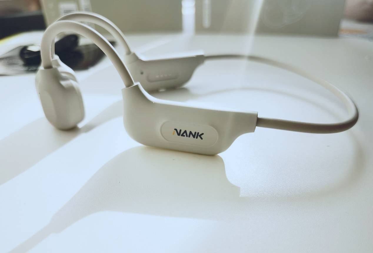 【测评】南卡Runner cc4骨传导耳机：百元旗舰标杆，真骨传导声学技术！