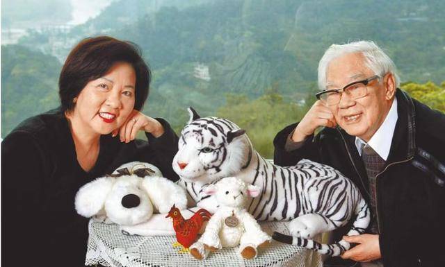 纪实:柏杨出狱之后,妻离子散,遇小19岁的张香华,相伴一生_倪明华_因为