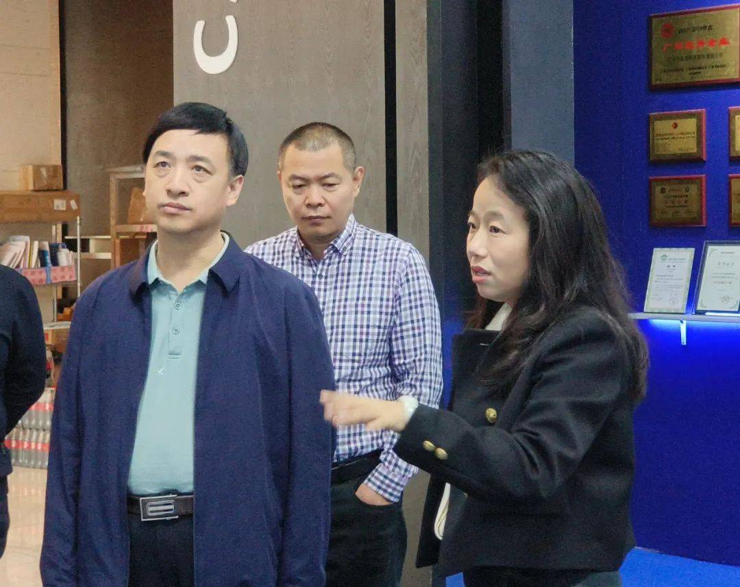 共话合作新未来丨石家庄经开区代表团莅临品高股份参