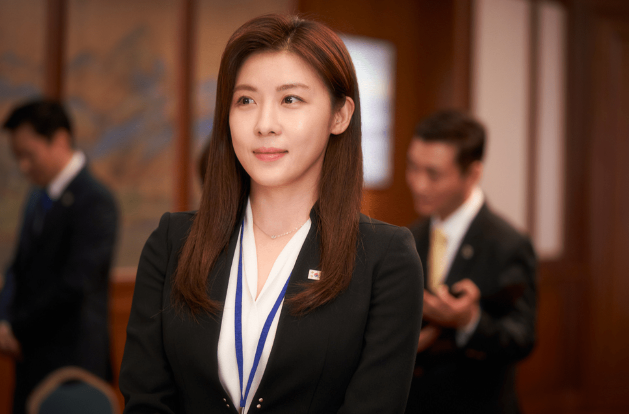 "变色龙"河智苑的九部电影,最后这部献身之作必须得看_影片_喜剧_题材