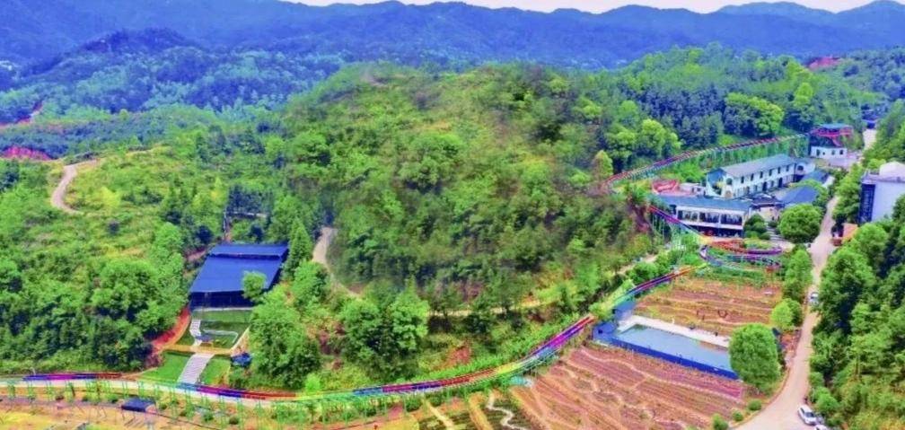 赣县祥云湖紫薇小镇:一座小镇的美丽与魅力_赣州市_宁静_湖畔