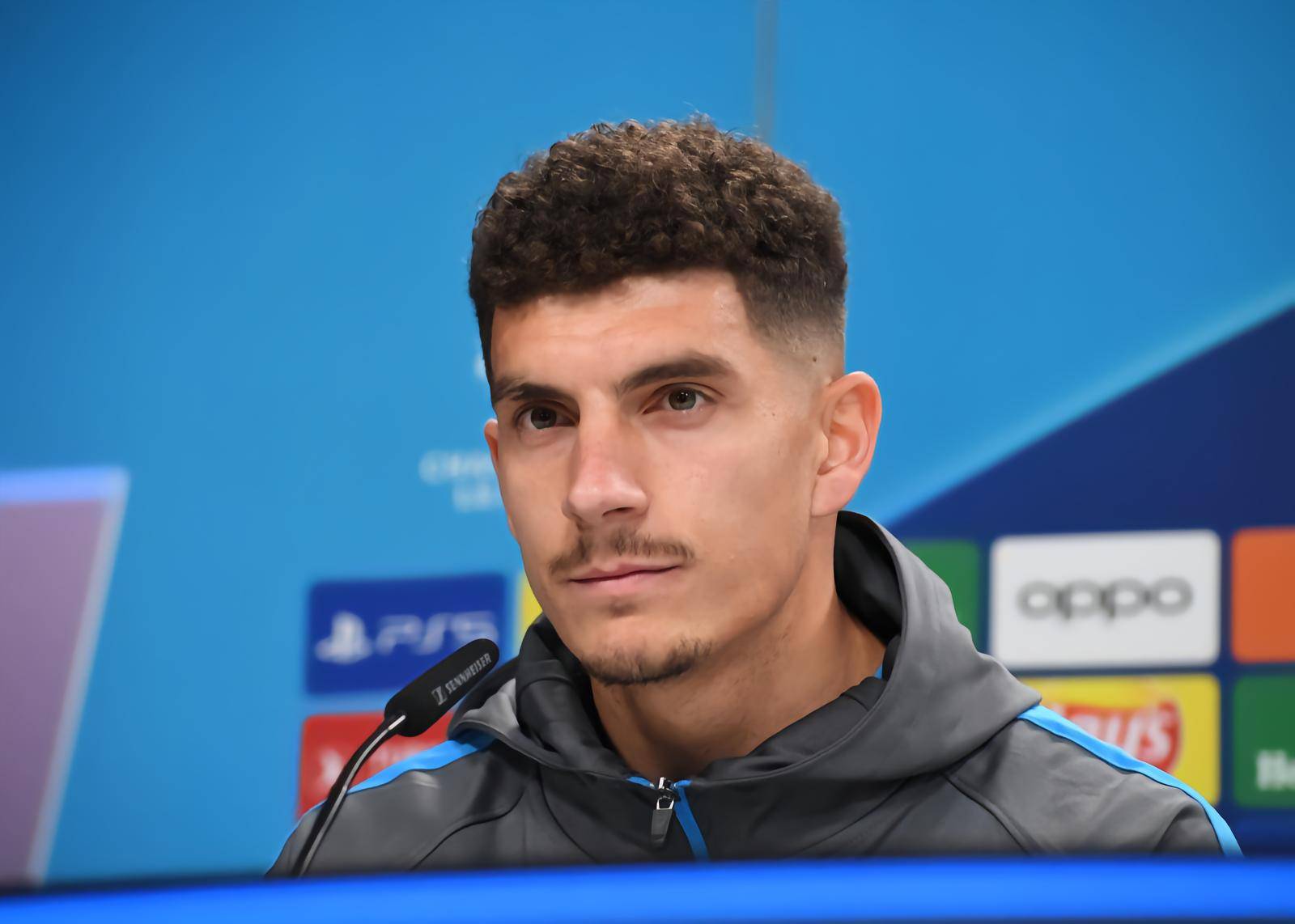 那不勒斯队长迪洛伦佐发布训练照否认受伤传闻_比赛_照片_媒体