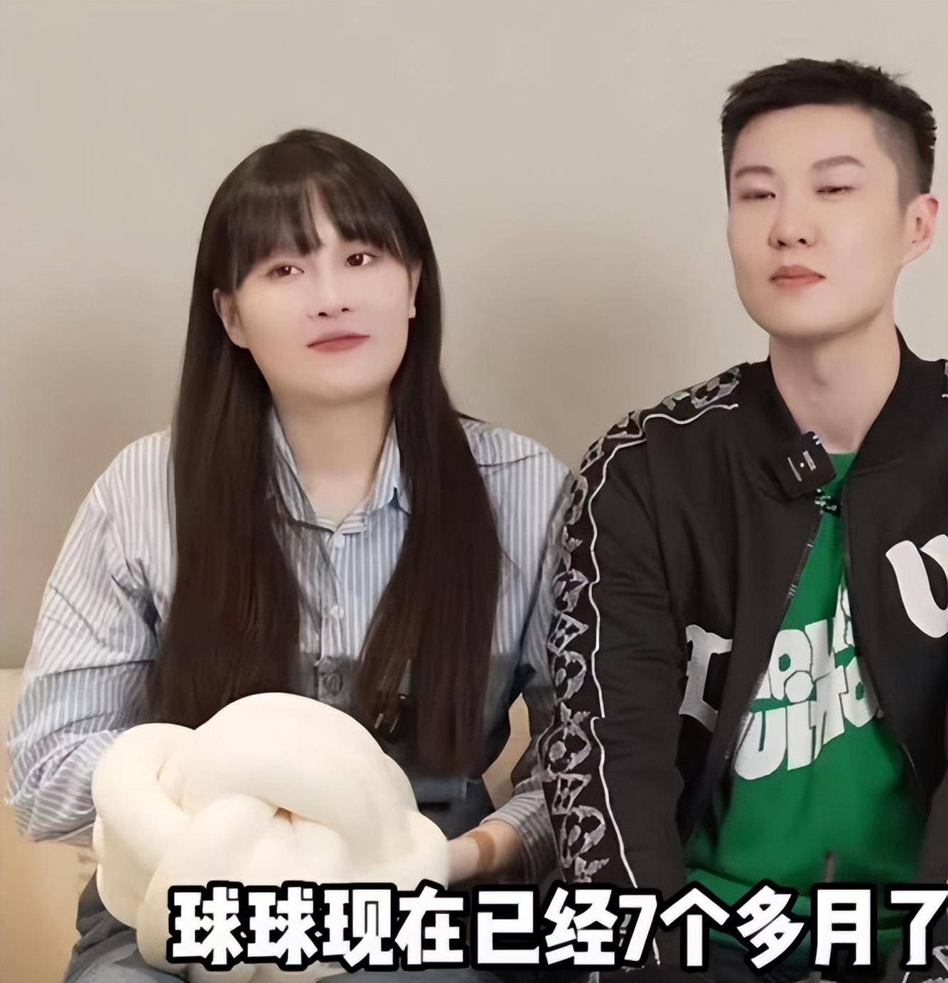 赵本山女儿晒孕期写真怀孕8个月肚大如箩花上百万买婴儿衣物