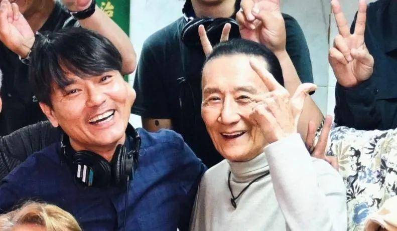 老友猝亡,女友分手,儿孙不在身边_谢霆锋_曾江_林家栋