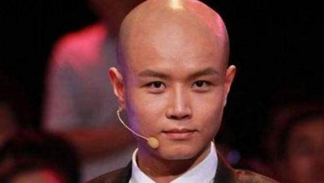 乐嘉:从金牌主持人到街头卖艺,再到出家为僧,他错在了哪里?