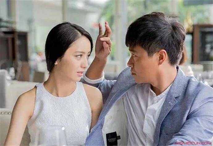 陈思诚送祝福引网友争议!_佟丽娅_人们_守护