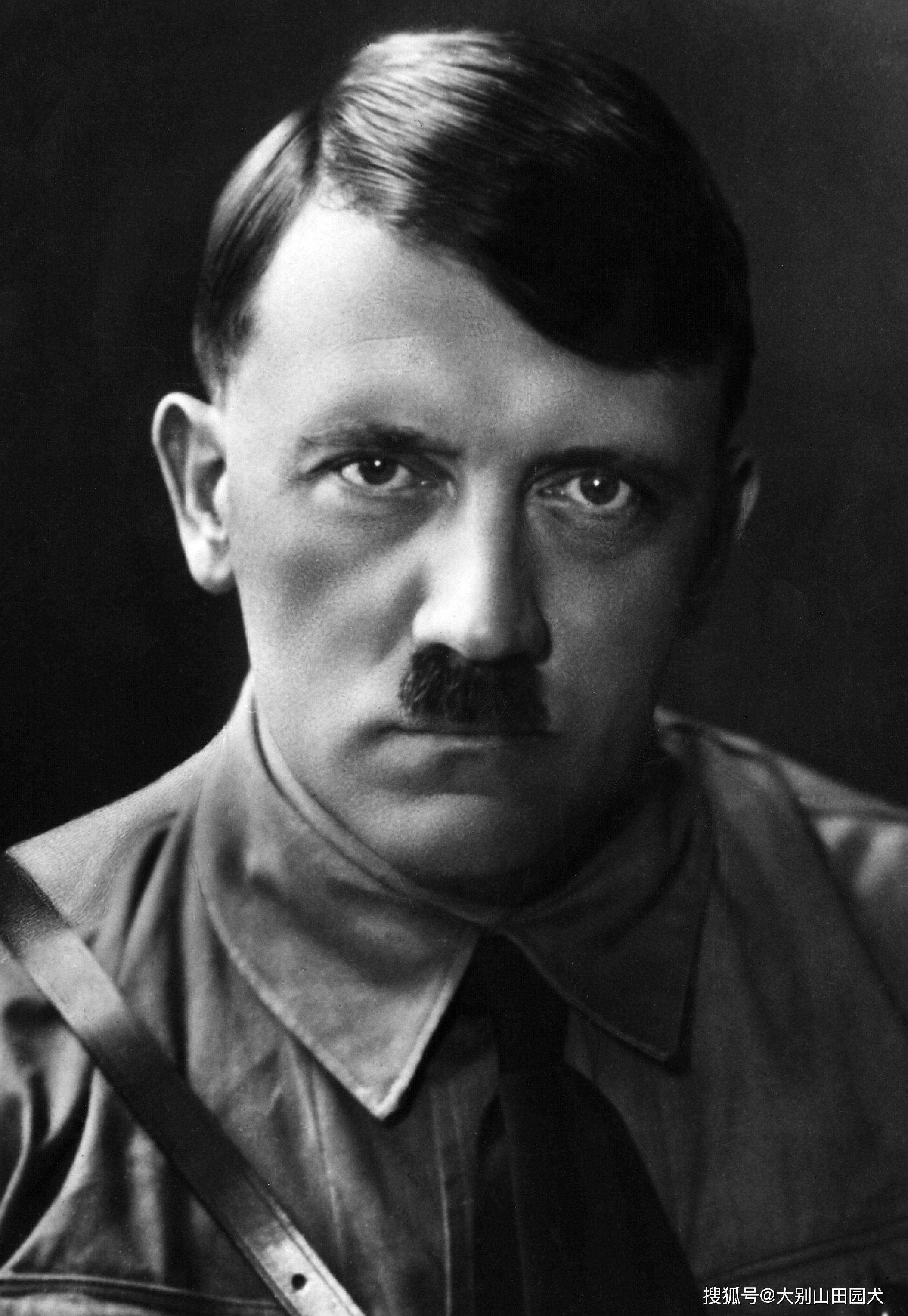 希特勒为何要留着标志小胡子