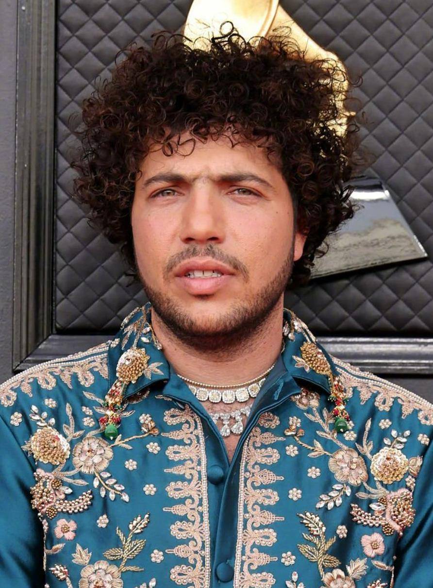 新男友35岁,是前男友比伯的朋友和音乐伙伴_祝福_blanco_benny