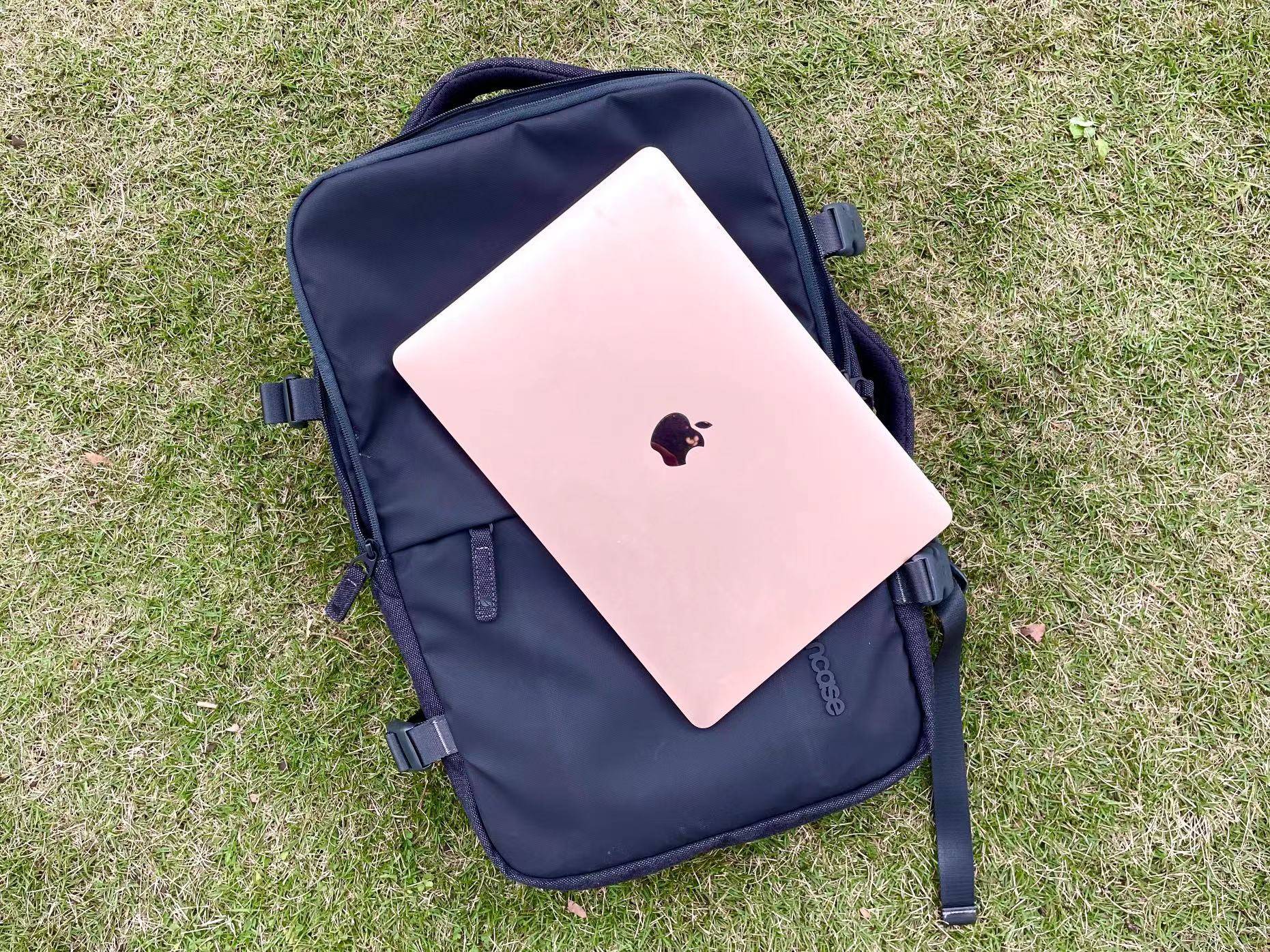 背上它海和天空，提起它商业精英；全能型的背包，谁人不爱呢