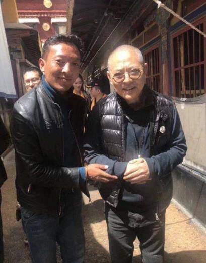 戴着价值1亿的天珠之王,堪称为娱乐圈首富_李连杰_香港_财富