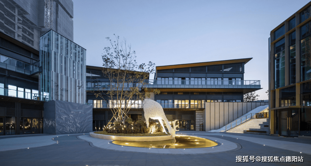 成都钟家湾tod半岛澜湾售楼中心楼盘详情一房一价看房请提前致电售