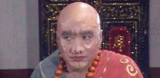 86版《西游记》"三调芭蕉扇"这集猪八戒换人了,你看出来了吗?