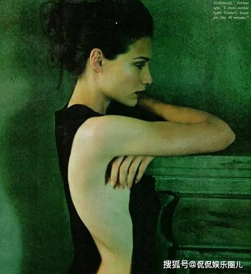 克莱尔弗兰妮写真赏_身材_容貌_女性