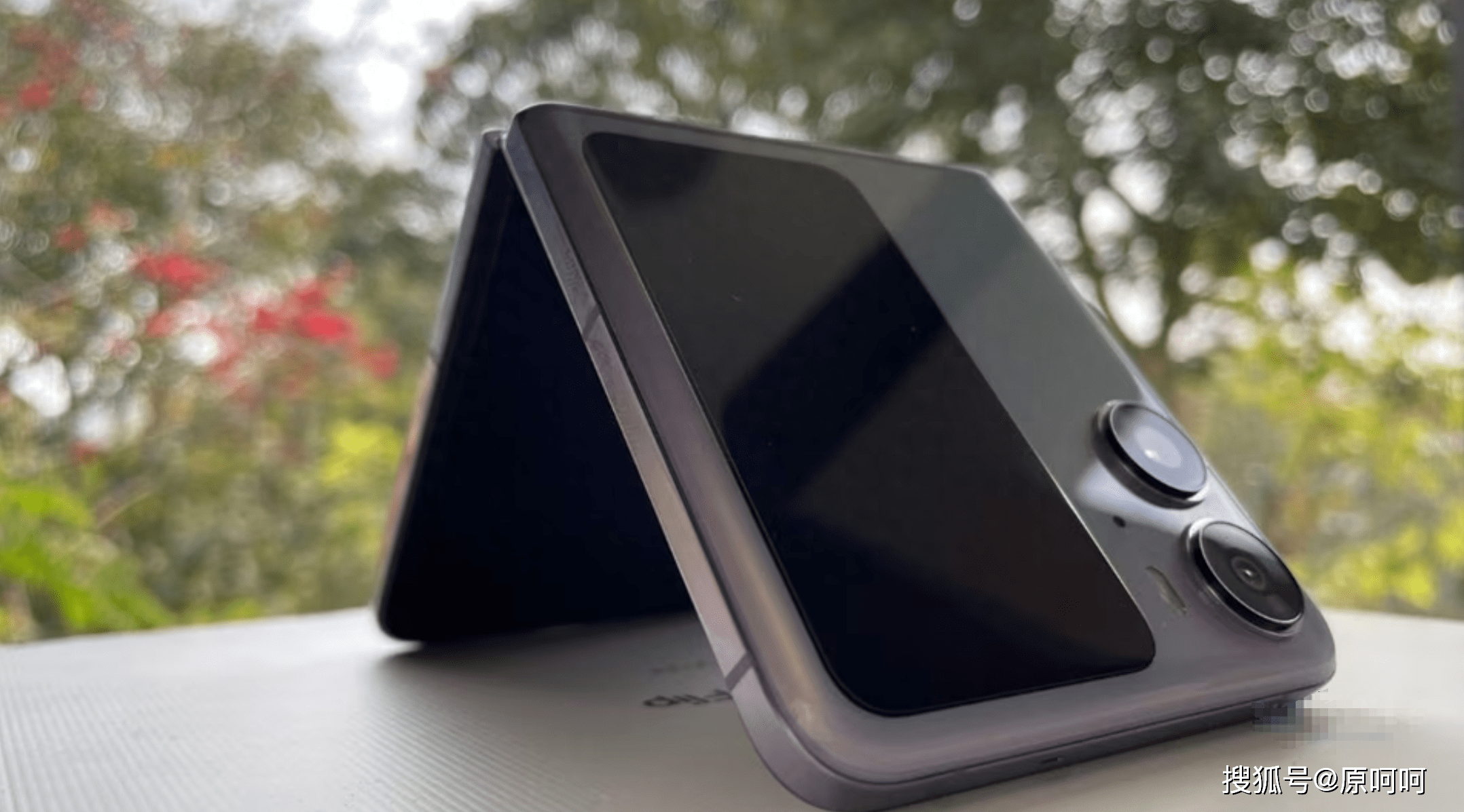 顶级多款翻盖折叠屏手机大比拼,看看谁才是最强王者?