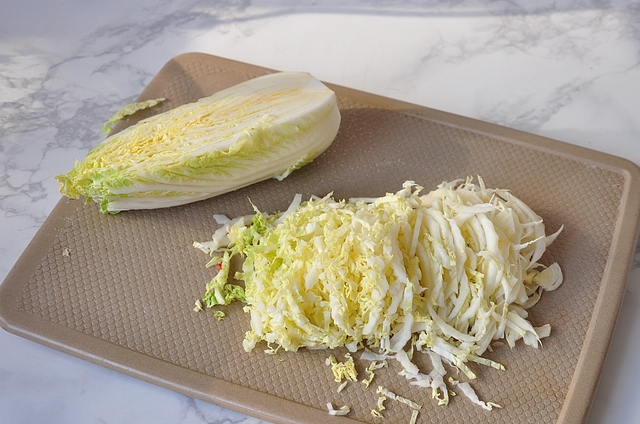 冬天，一定要多吃这个凉拌菜，降血压，还能清热化痰，爽脆！(图9)