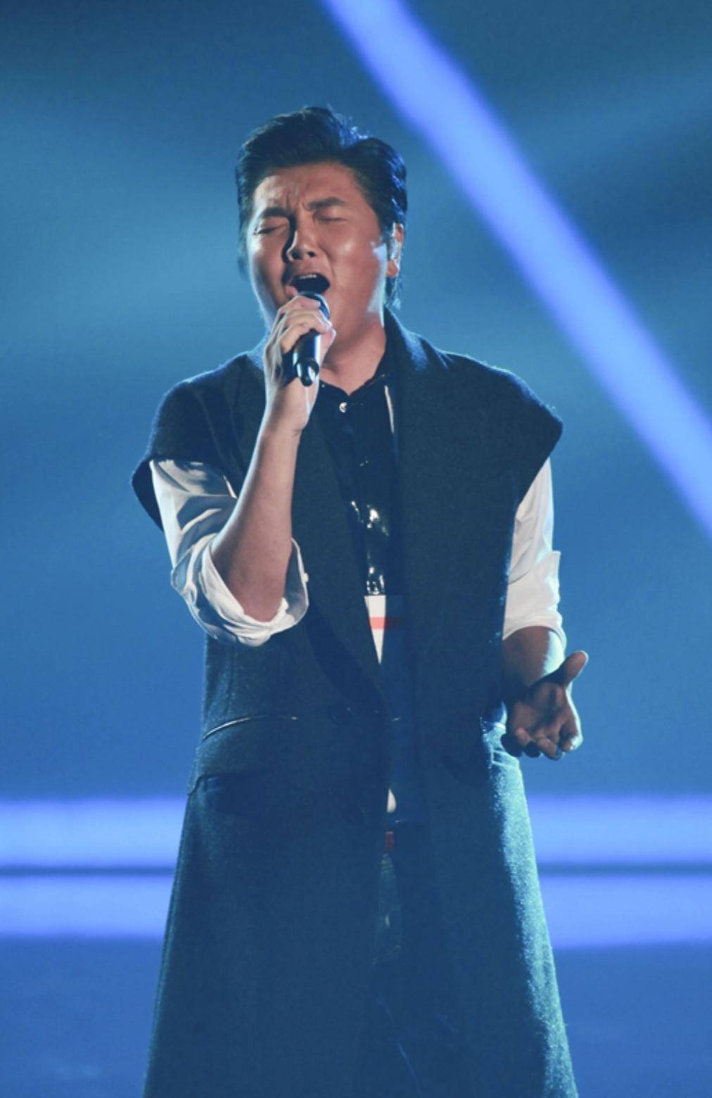 54岁孙楠现状曝光:不要豪宅,一家六口住村里,桃源生活羡哭网友_工作