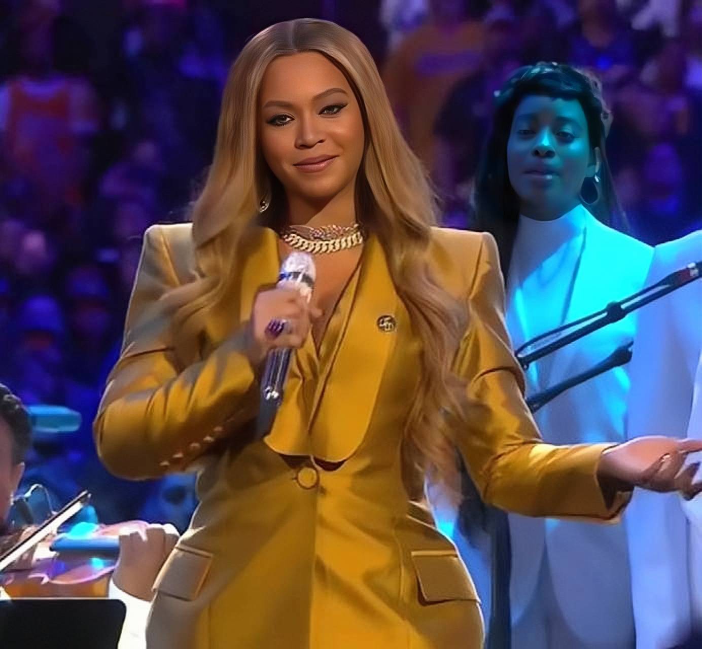 碧昂丝mv新造型遭曝光,身穿警服英姿飒爽,曾为科比追悼会献唱!