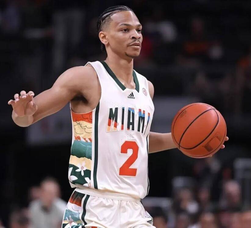 中国男篮拥有李凯尔,如今步行者当家球星有意归化为中国队效力,如何看