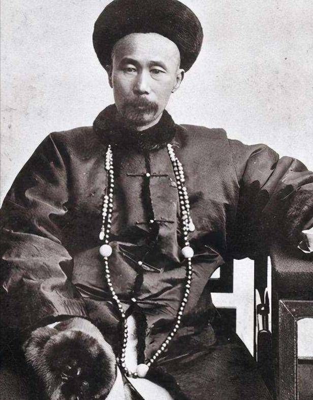 清朝对阵亡将士不小气,邓世昌家属获十万两抚恤_日本_日军_丁汝昌