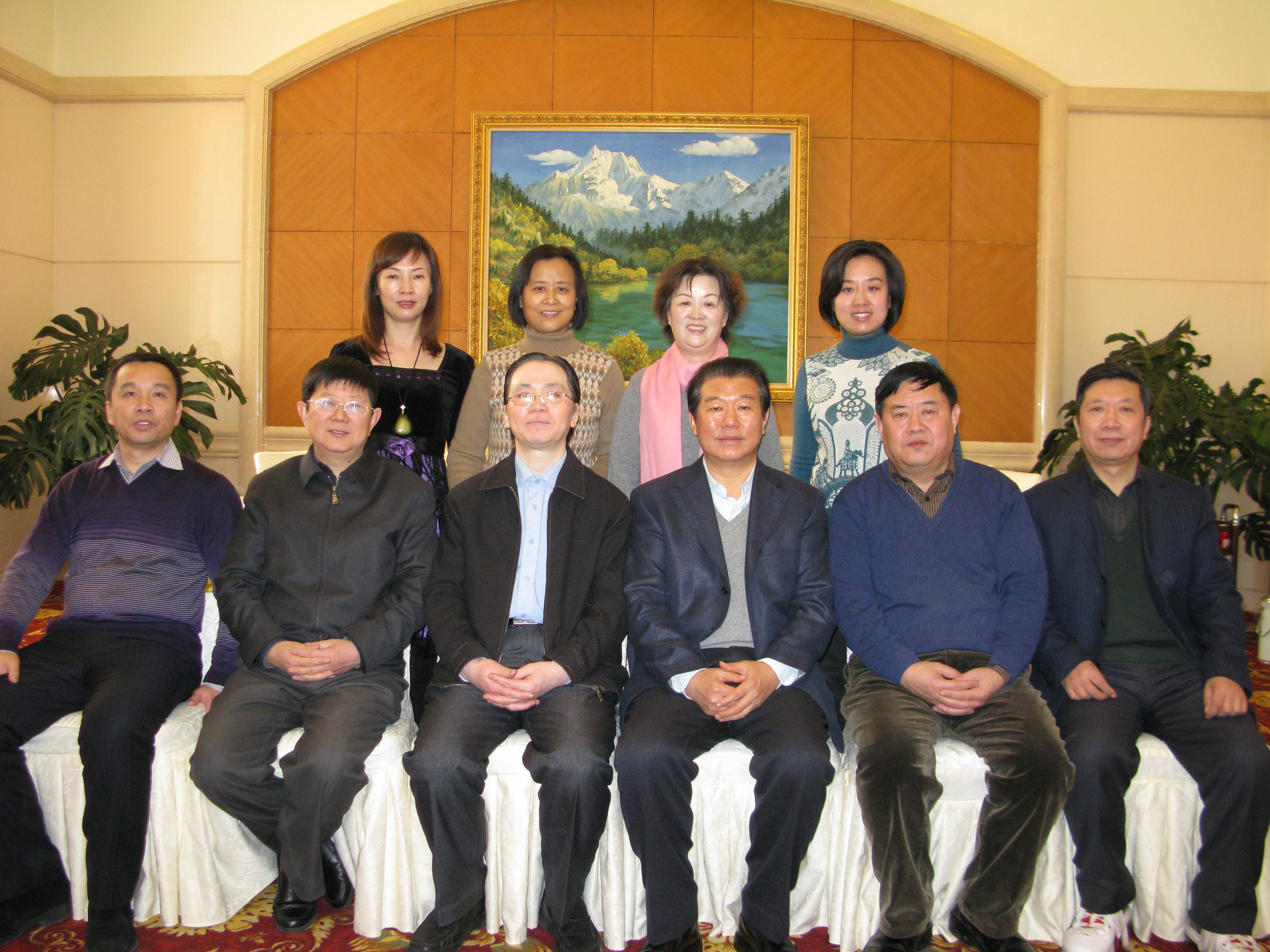 画家陈远华_徐悲鸿_冯法_高原