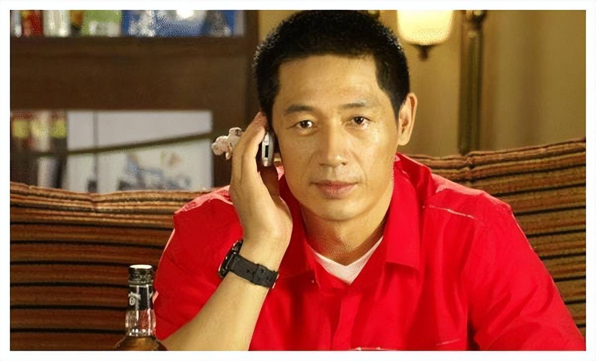 演员石凉:我这辈子最正确的决定,就是与丛珊离婚娶圈外人为妻_法国