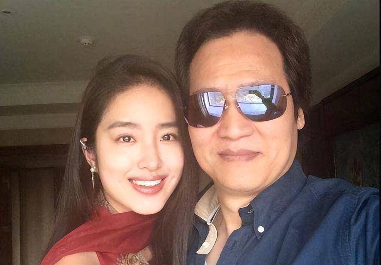 35岁的刘亦菲,都说命运被"干爹"改写,最大的功臣其