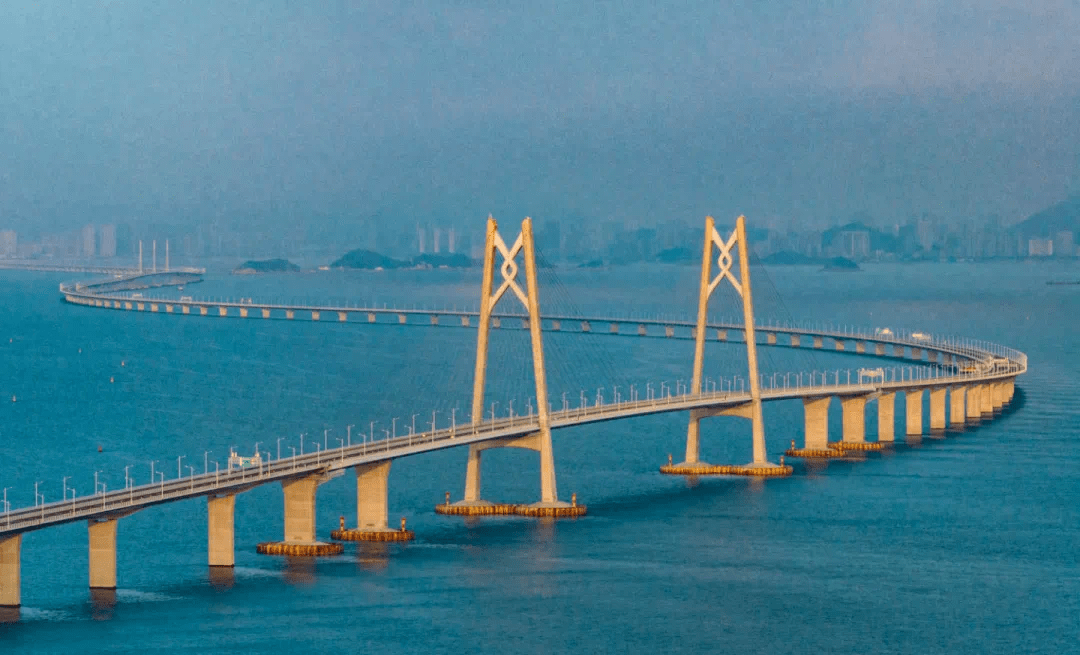 珠海港珠澳大桥全景图图片