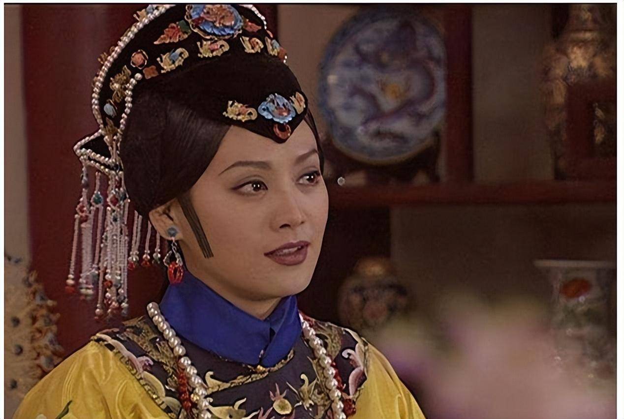 她是皇太极早年的大福晋,因为得罪一个女人,被皇太极赏赐给他人_宫廷