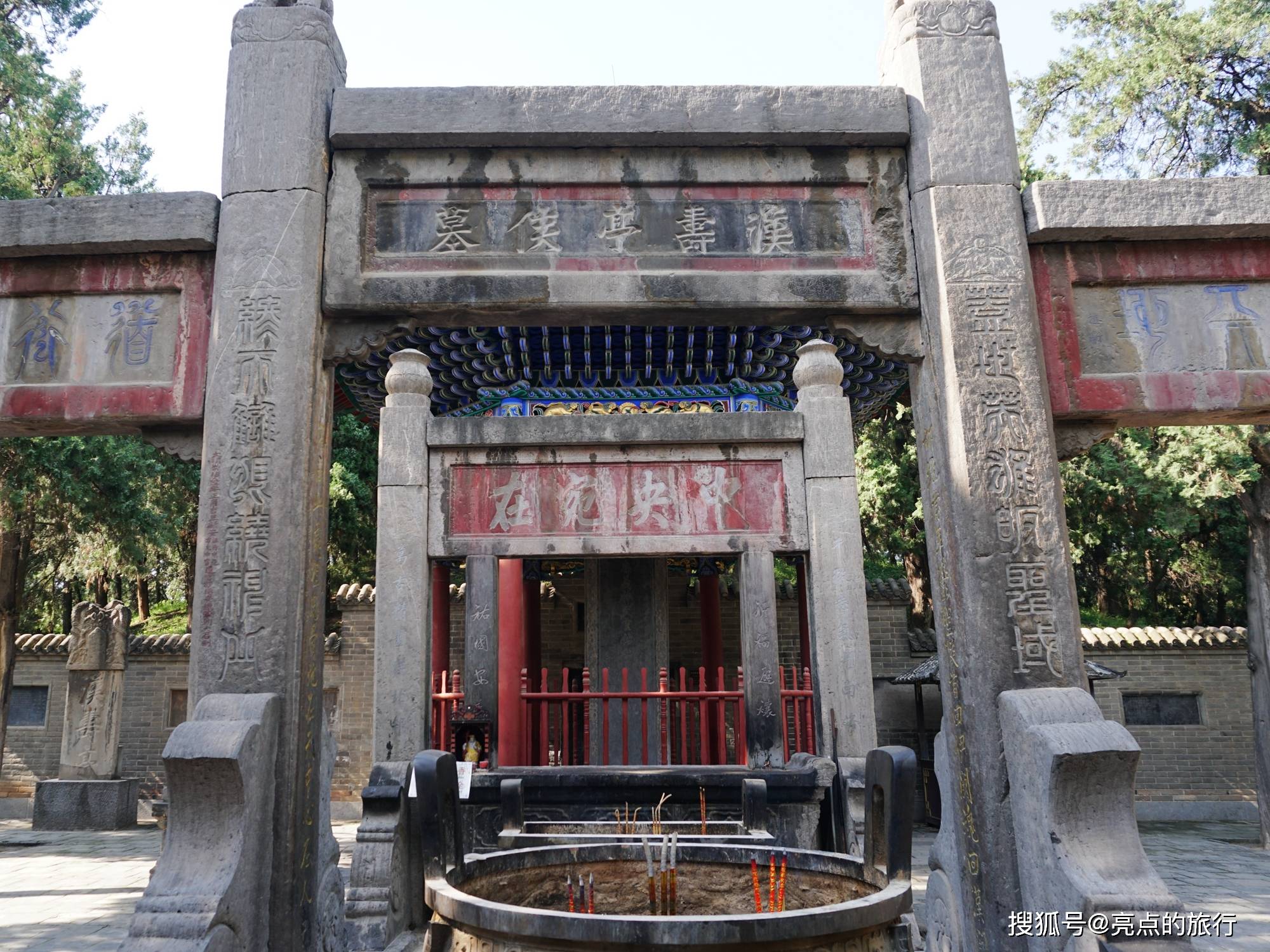 洛阳关林:中国唯一的“冢、庙、林”三祀合一的建筑_关羽时_大门_关公