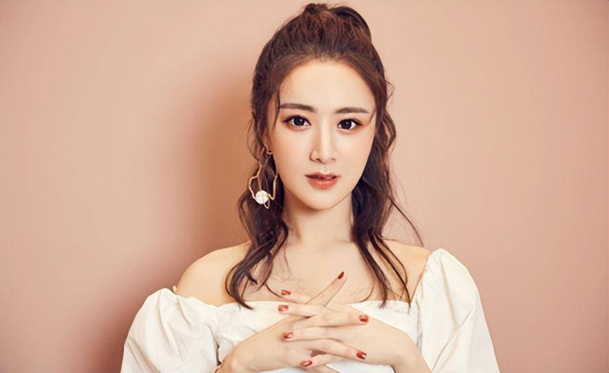 "带货女王"薇娅近况曝光,被全网封禁以后,她的状态怎么样呢?