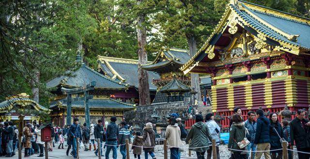 日光東照宮建築覆蓋的雕刻基本上都非常精美,逛上幾