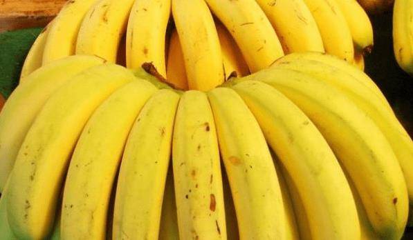 常吃香蕉好处多,但不是所有人都能吃,有一类人不宜多食