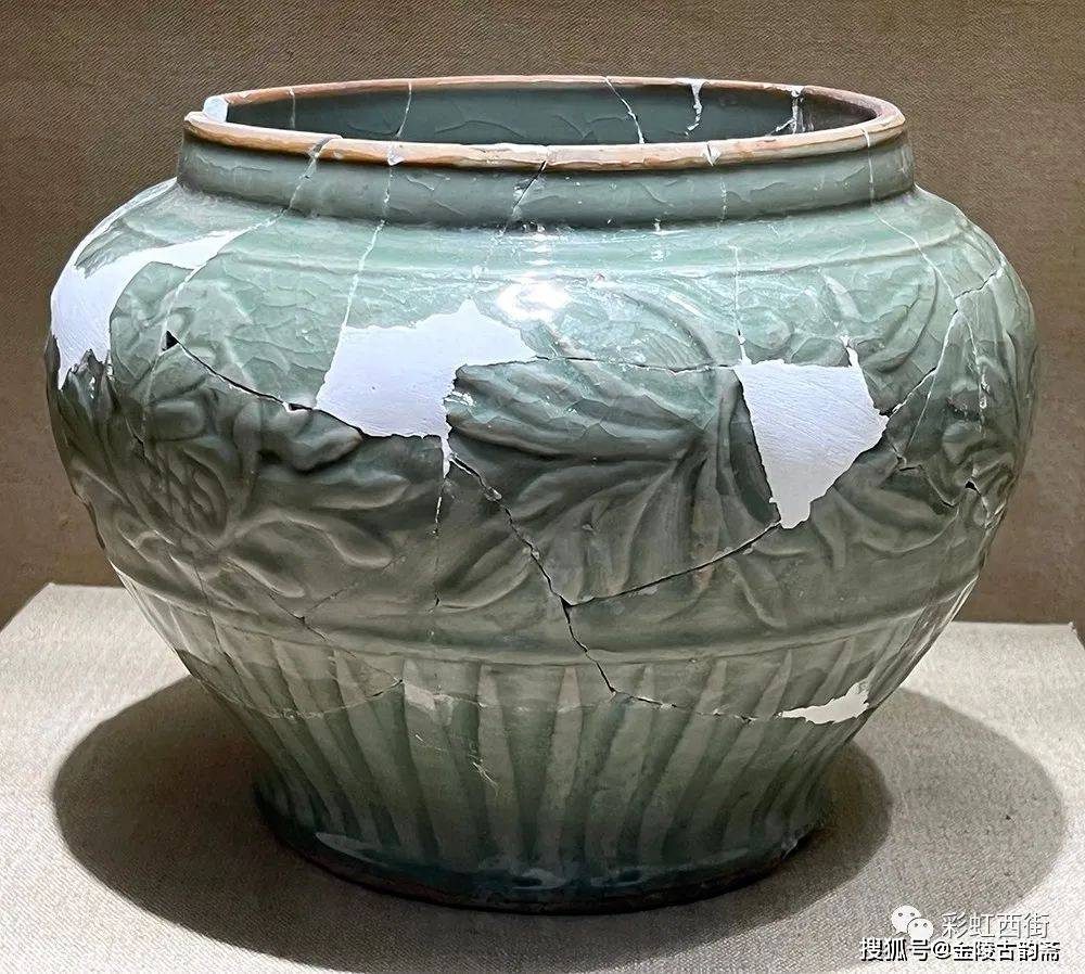 龙泉青瓷博物馆 | 馆藏陶瓷图录_元代_釉色_清代