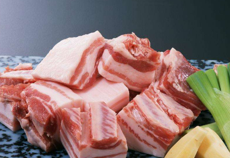 肉铺老板说漏嘴，这“4种”肉不要买，一般人都不知道(图1)