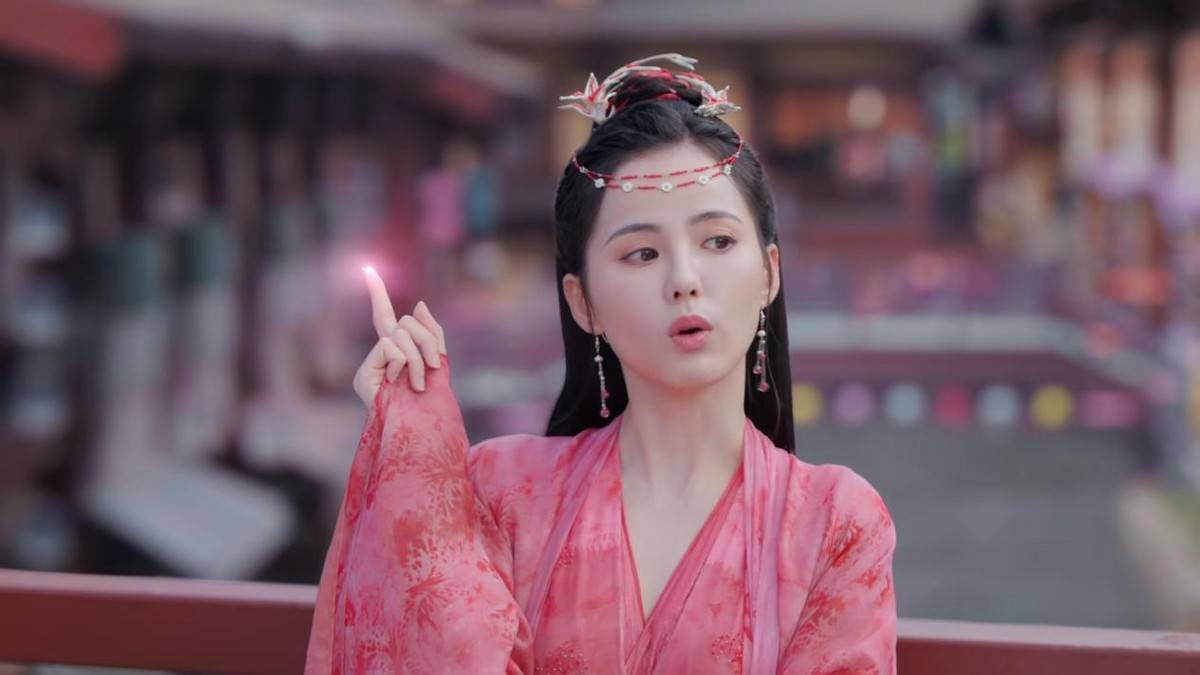 《神隐》这位配角隐藏太深,长着一张李若彤的脸,演技惊鸿一瞥_赵露思