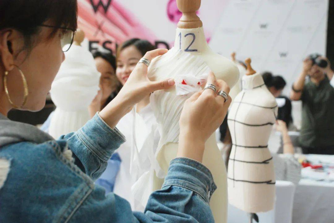 大师讲座课|世界第一所时装学院esmod来岭美双语部授课啦_法国_广州