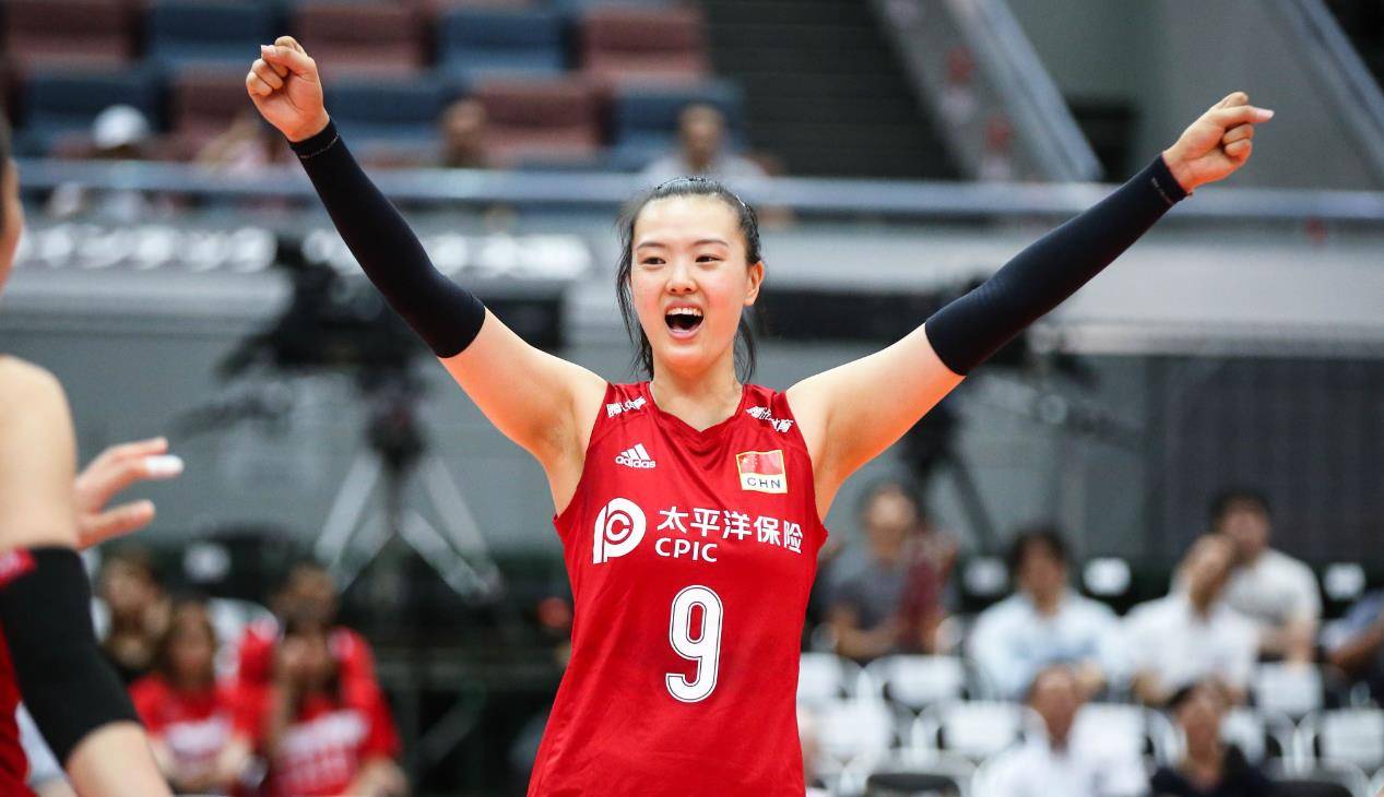 张常宁正式重返排超冲4强,朱袁张合体在即,李盈莹不再孤掌难鸣_中国