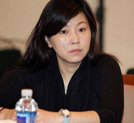 周继红北京2亿豪宅被查封,儿子离开,老公是羽毛球运动员教练