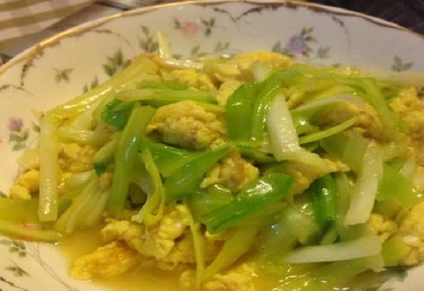 它的学名叫“洗肠草”,常吃能够给肠胃做大扫除,做法简单还营养(图3) 它的学名叫“洗肠草”,常吃能够给肠胃做大扫除,做法简单还营养(图3)