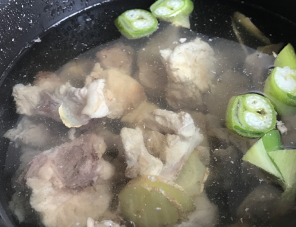 冷天，这汤做给产妇喝，滋***润燥温宫暖胃，提高免疫力，产妇爱喝(图6)