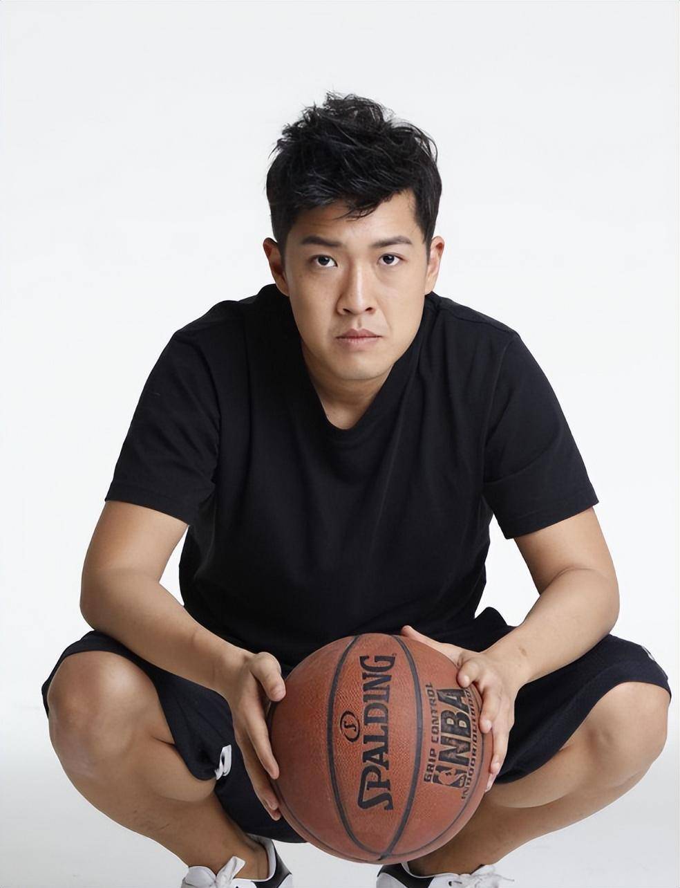 张丰毅,终于为自己的"冷血无情"付出了代价_吕丽萍_张博宇_吕小刚