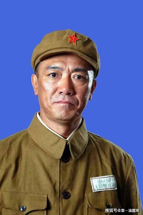 朱亚文李幼斌侯勇杜淳领衔军旅剧《海天雄鹰》将播_舰载战斗机_角色