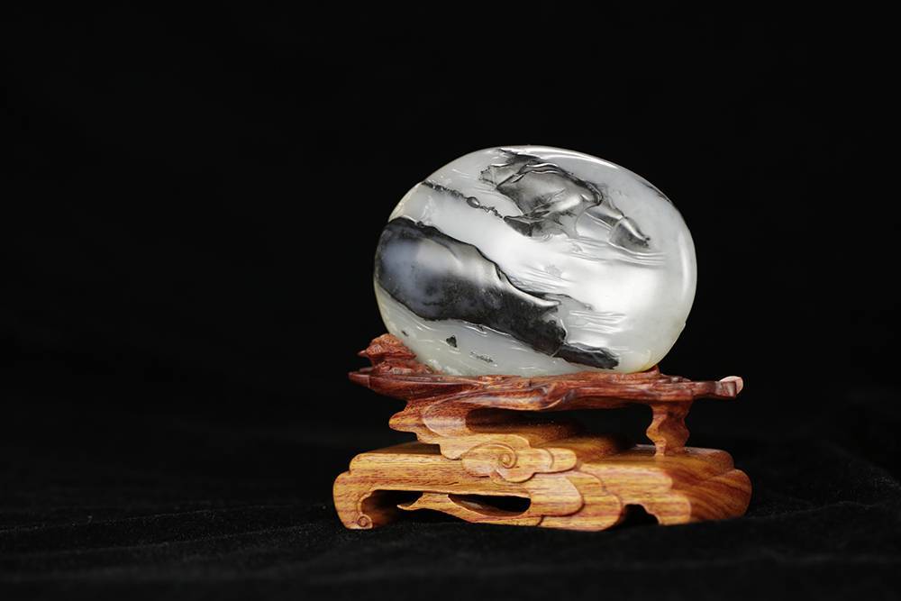 藏玉直播×中国玉雕大师顾铭精品拍落槌_作品_mm_规格