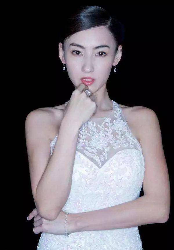 42岁的张柏芝,或许不会再被世界宽容啊,炒作还是自暴自弃?