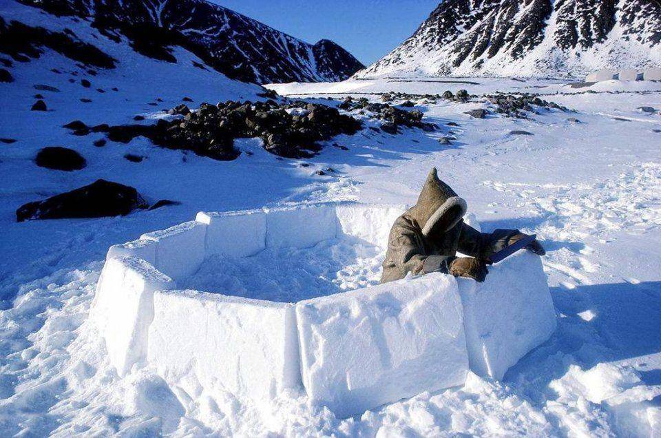 因纽特人住冰屋为何不冷？当地零下50℃，在屋子里生火，雪却不化(图8)