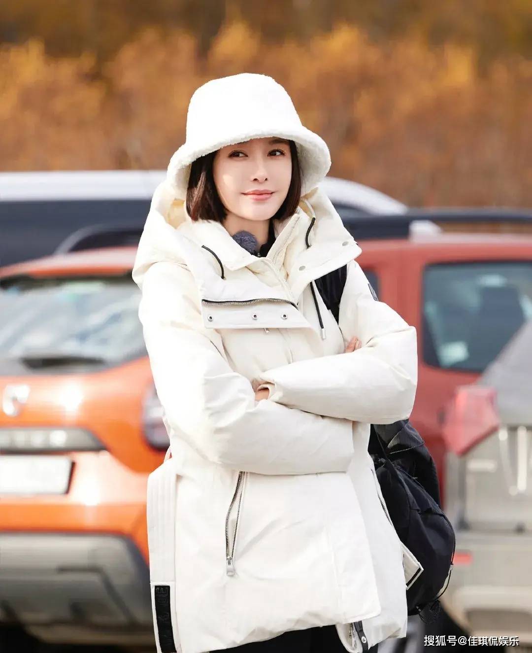 秦嵐的穿搭太好看了,又酷又美秦岚潜水服,被姐姐的美貌鲨到了!