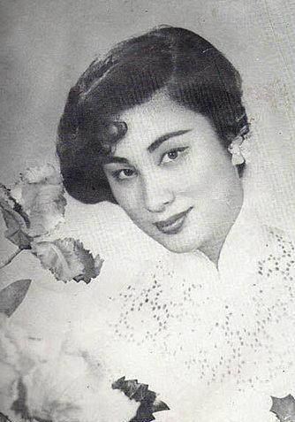 也许石友三的人品太差了,他一辈子都生不下儿子,老婆很多最终也只生下